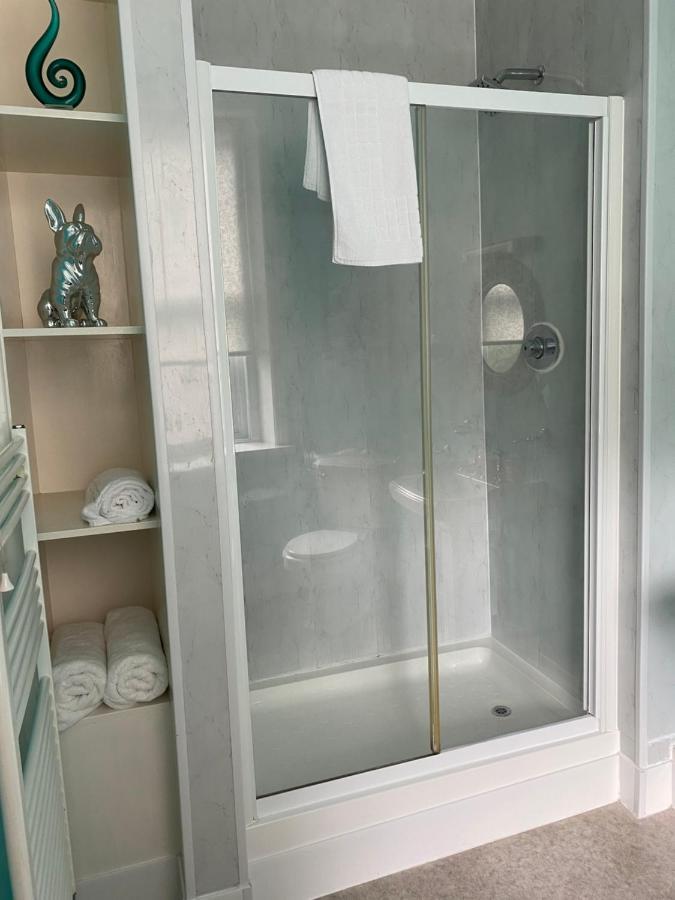 Ashmira Guest House Уэймут Экстерьер фото
