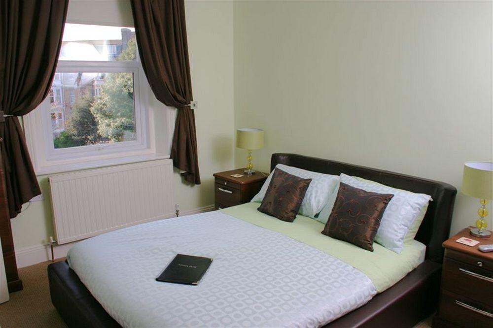 Ashmira Guest House Уэймут Экстерьер фото